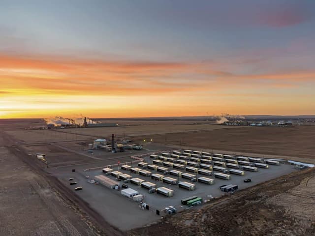 Hut 8 Acquires 990 Bitcoin, Pushing Reserves Over 10,000 BTC