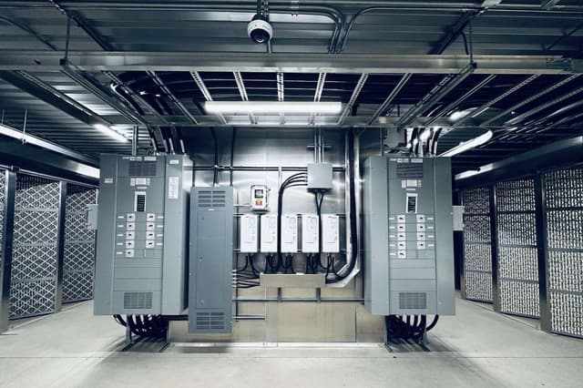 IREN Surpasses 20 EH/s in Bitcoin Mining Hashrate Race